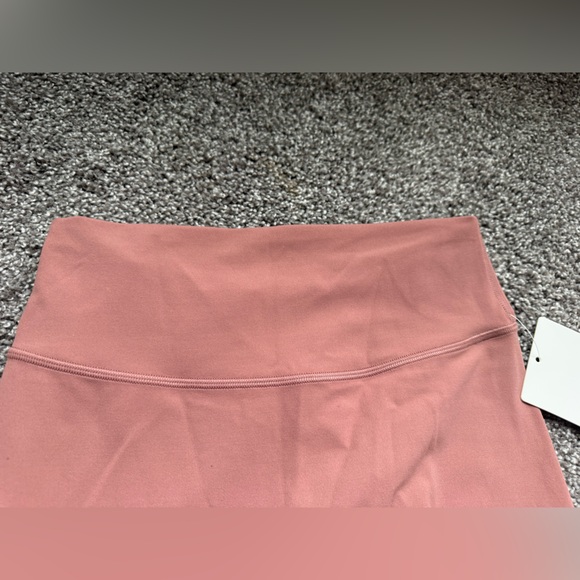 Lululemon Align Leggings-New w/t Tags-Mauve - Picture 5 of 8
